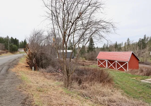 Homes for sale in Rockford, WA | 429 Ne Stringham Rd, Rockford, WA 99030 | MLS# 202613884