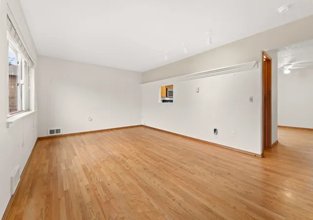 4th image of 12425 E Olive Ave, Spokane Valley, WA 99216 | MLS# 202613903