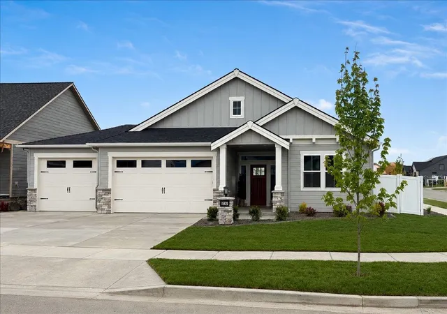 Photo 2 of Single family home for sale at 1304 S Manifold Rd, Spokane Valley, WA 99016 | MLS# 202613936 | Listing updated on 2026-08-17