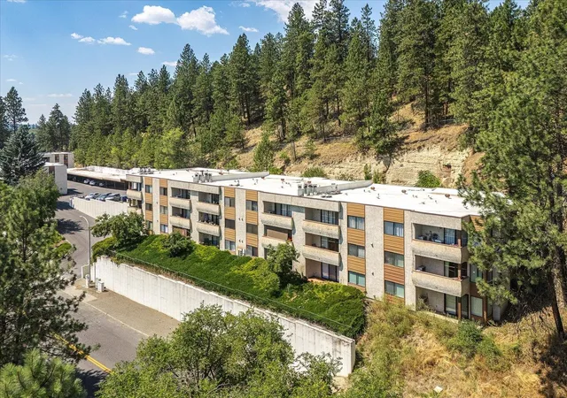 Photo 1 of Sale Pending at 6625 N Austin Rd, Spokane, WA 99208 | MLS# 202613983 | Listing updated on 2026-08-16