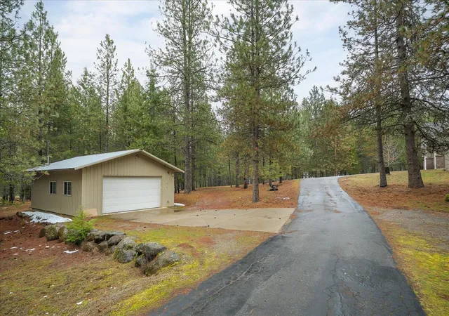 Photo 2 of Single family home for sale at 23216 E Morris Rd, Newman Lake, WA 99025 | MLS# 202614053 | Listing updated on 2026-07-28