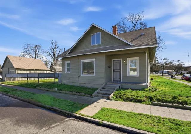 Homes for sale in Spokane, WA | 5604 N Regal St, Spokane, WA 99208 | MLS# 202614143