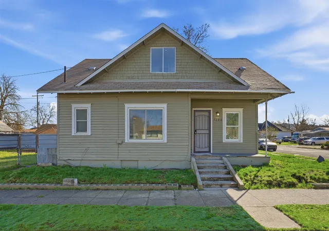 Homes for sale in Spokane, WA | 5604 N Regal St, Spokane, WA 99208 | MLS# 202614143