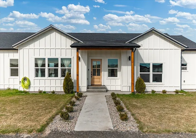 Homes for sale in Davenport, WA | 25741 Westfield Ln, Davenport, WA 99122 | MLS# 202614156