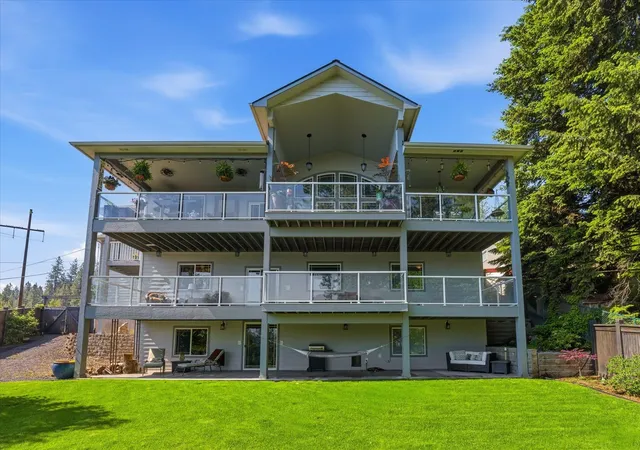 2nd image of 1414 W Ardmore Dr, Spokane, WA 99218 | MLS# 202614276