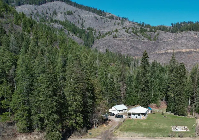 Photo 4 of Manufactured home for sale at 4143 N Deer Lake Rd, Loon Lake, WA 99148 | MLS# 202614358 | Listing updated on 2026-08-11