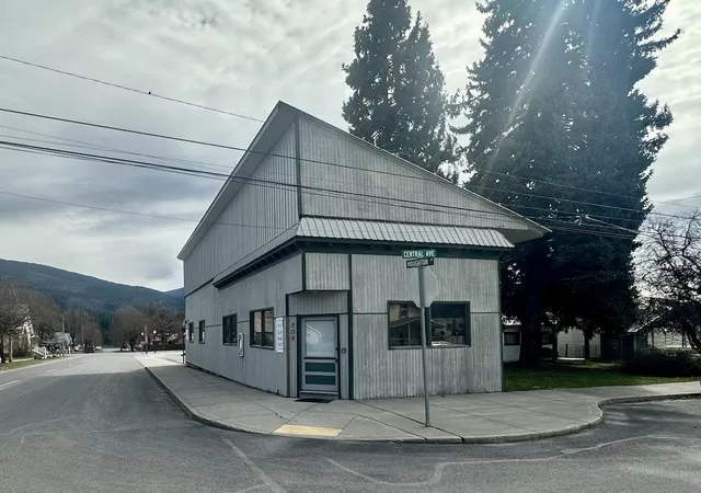 1st image of 209 Houghton St, Ione, WA 99139 | MLS# 202614359