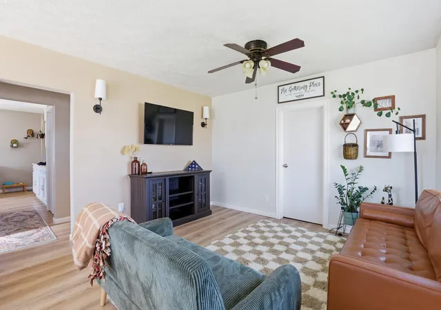 Photo 2 of Sale Pending at 4525 N Farr Rd, Spokane, WA 99206 | MLS# 202614392 | Listing updated on 2026-04-26