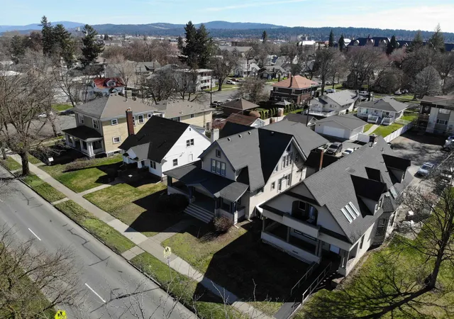 3rd image of 418 E Mission Ave, Spokane, WA 99202 | MLS# 202614399