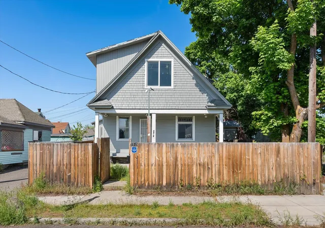 Photo 1 of Single family home for sale at 1515 N Cedar St, Spokane, WA 99201 | MLS# 202614425 | Listing updated on 2026-09-04