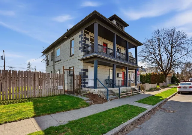 1st image of 1913 W Mallon Ave, Spokane, WA 99201 | MLS# 202614429