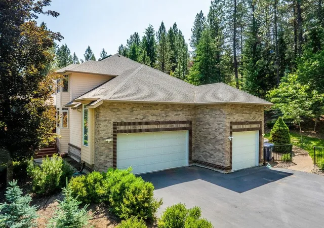 Photo 2 of Mansion for sale at 12910 S Fairway Ridge Ln, Spokane, WA 99224 | MLS# 202614555 | Listing updated on 2026-09-01