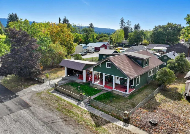 Homes for sale in Ione, WA | 103 E Houghton St, Ione, WA 99139 | MLS# 202614725