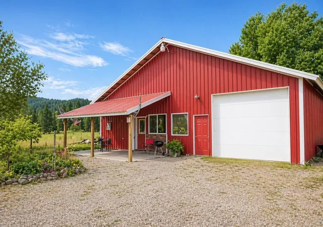 Photo 3 of Single family home for sale at 1239 Kewa Meteor Rd, Inchelium, WA 99138 | MLS# 202614776 | Listing updated on 2026-09-07