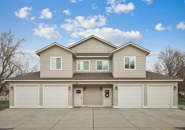 1st image of 10811/10813 E Mission Ave, Spokane Valley, WA 99206 | MLS# 202614794