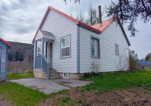 1st image of 31308 A Hwy 97 Hwy, Tonasket, WA 98855 | MLS# 202614809