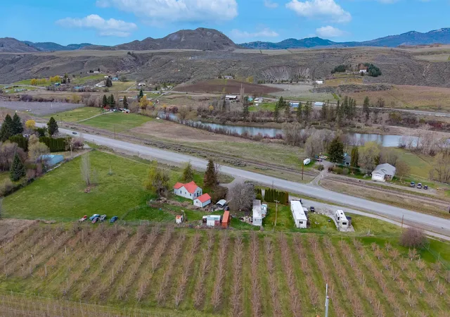 2nd image of 31308 A Hwy 97 Hwy, Tonasket, WA 98855 | MLS# 202614809