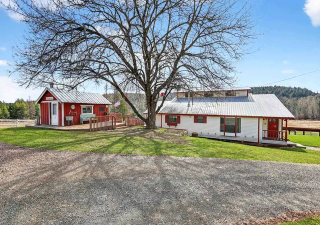 1st image of 131 Country Ln, Newport, WA 99156 | MLS# 202614856