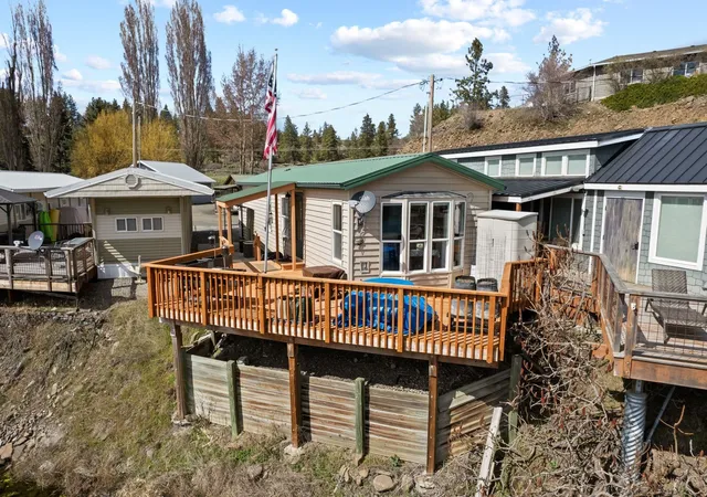 Photo 1 of Manufactured home for sale at 18617 W Williams Lake Rd, Cheney, WA 99004 | MLS# 202615040 | Listing updated on 2026-07-30