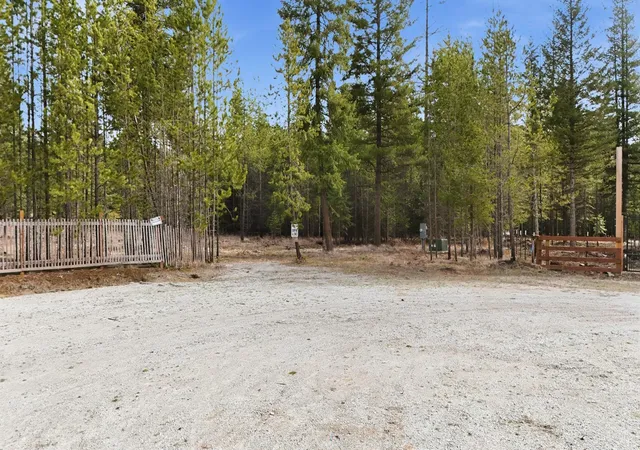 2nd image of 102 Fox Ln, Newport, WA 99156 | MLS# 202615070