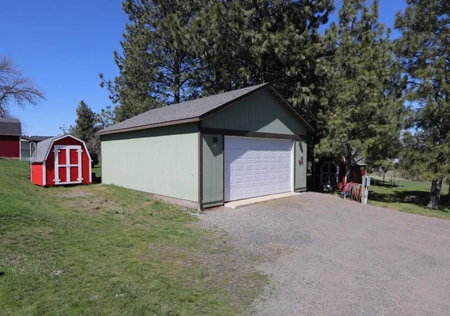 Homes for sale in Valleyford, WA | 12315 E Connor Rd, Valleyford, WA 99036 | MLS# 202615083