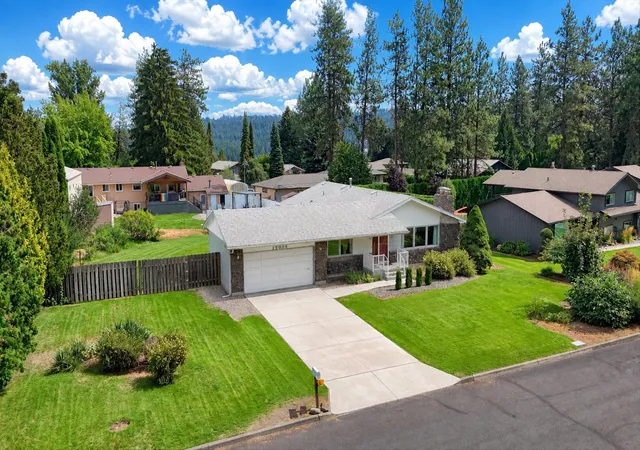 Photo 1 of Single family home for sale at 14822 N Gleneden St, Spokane, WA 99208 | MLS# 202615108 | Listing updated on 2026-10-19