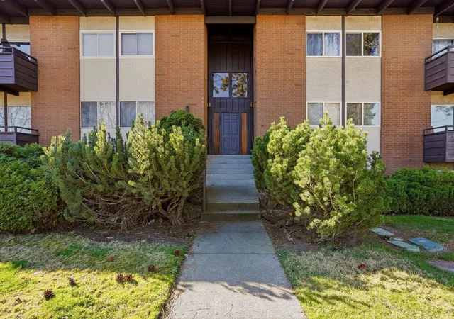 3rd image of 108 E Rowan Ave, Spokane, WA 99207 | MLS# 202615142