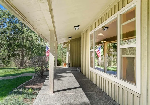 Photo 3 of Single family home for sale at 5522 Moose Meadow Way, Deer Park, WA 99006 | MLS# 202615144 | Listing updated on 2026-08-17