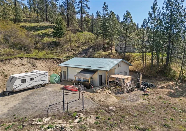 Homes for sale in Nine Mile Falls, WA | 6690 Hwy 291 Hwy, Nine Mile Falls, WA 99026 | MLS# 202615187