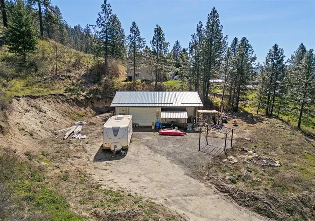 Homes for sale in Nine Mile Falls, WA | 6690 Hwy 291 Hwy, Nine Mile Falls, WA 99026 | MLS# 202615187