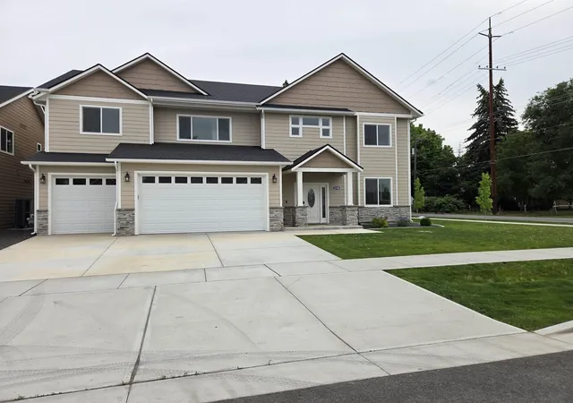 31st image of 12704 E Desmet Ave, Spokane Valley, WA 99216 | MLS# 202615312