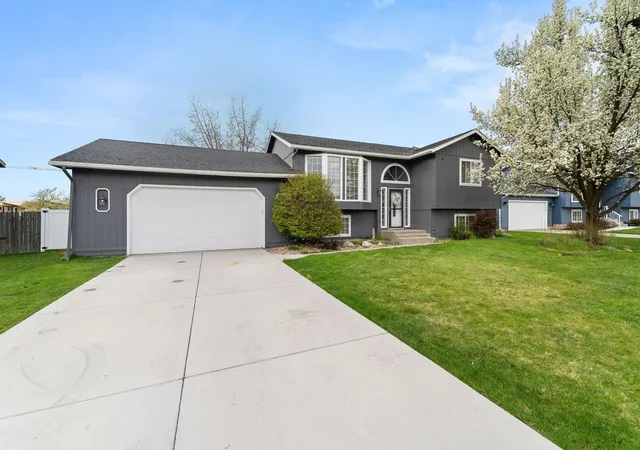 Photo 1 of Single family home for sale at 12823 N Pittsburg Ave, Spokane, WA 99208 | MLS# 202615542 | Listing updated on 2026-10-08