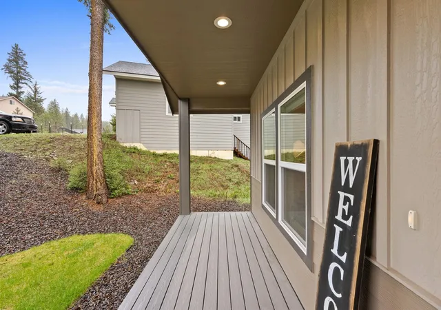 Homes for sale in Newport, WA | 826 Thomas Ln, Newport, WA 99156 | MLS# 202615594