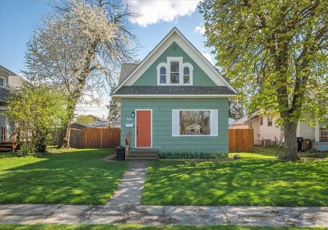 Homes for sale in Spokane, WA | 615 W Mansfield Ave, Spokane, WA 99205 | MLS# 202615631