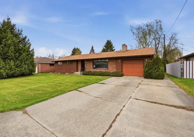 Photo 2 of Single family home for sale at 10523 E Springfield Ave, Spokane Valley, WA 99206 | MLS# 202615644 | Listing updated on 2026-09-21