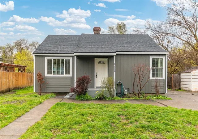 Photo 3 of Sale Pending at 10115 N Wesley Rd, Spokane, WA 99218 | MLS# 202615645 | Listing updated on 2026-05-21