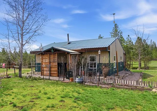 Homes for sale in Springdale, WA | 4548 Emilys Wy, Springdale, WA 99173 | MLS# 202615692