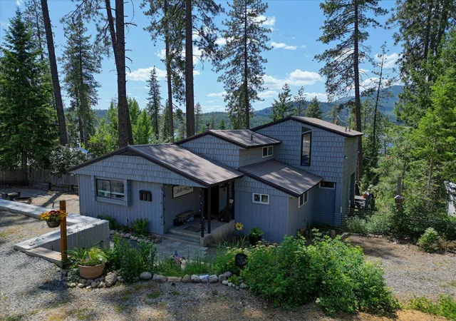 Homes for sale in Valley, WA | 33348 Lakeview Ln, Valley, WA 99181 | MLS# 202615695