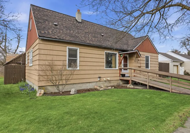 Homes for sale in Davenport, WA | 1020 Maxwell St, Davenport, WA 99122 | MLS# 202615713