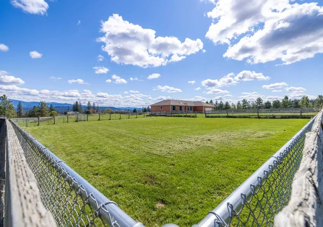 Photo 3 of Single family home for sale at 25110 N Aspen Grv Ln, Colbert, WA 99005 | MLS# 202615714 | Listing updated on 2026-07-28
