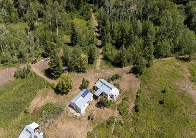 Homes for sale in Curlew, WA | 253 White Mountain Rd, Curlew, WA 99118 | MLS# 202615722