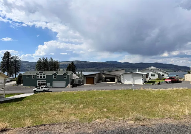 Homes for sale in Seven Bays, WA | 3317 Roosevelt Dr, Seven Bays, WA 99122 | MLS# 202615735