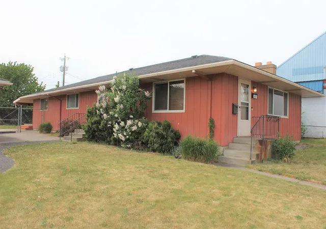 3rd image of 627 N Madelia St, Spokane, WA 99202 | MLS# 202615737