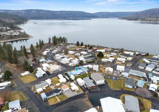 Homes for sale in Seven Bays, WA | 2303 Ponderosa Circle, Seven Bays, WA 99122 | MLS# 202615745
