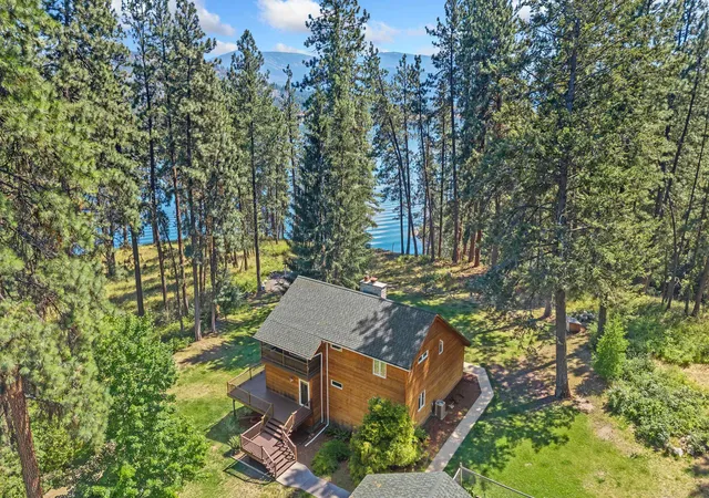 1st image of 61 Columbia Dr, Kettle Falls, WA 99141 | MLS# 202615754