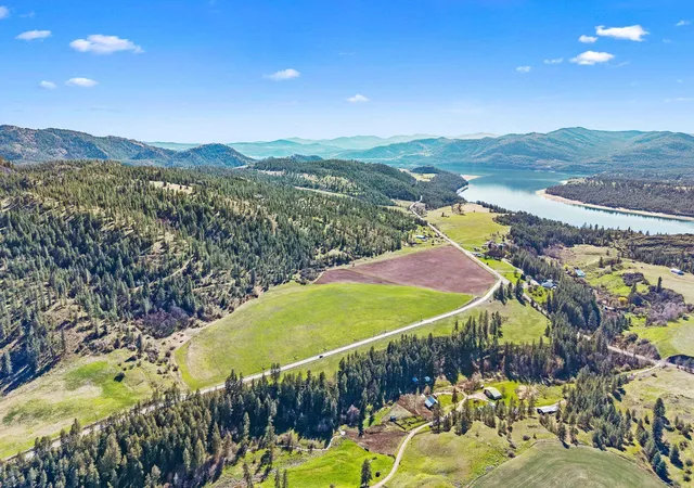 Homes for sale in Hunters, WA | 37Xx Cedonia -Addy Rd, Hunters, WA 99137 | MLS# 202615757
