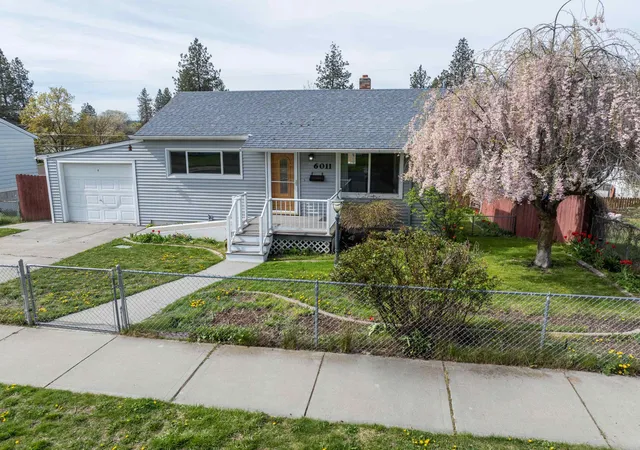 Homes for sale in Spokane, WA | 6011 N Forest Blvd, Spokane, WA 99205 | MLS# 202615764