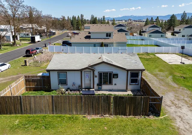 2nd image of 5108 E Grace Ave, Spokane, WA 99217 | MLS# 202615766