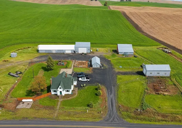 Homes for sale in Latah, WA | 39919 S Farmington Rd, Latah, WA 99018 | MLS# 202615786