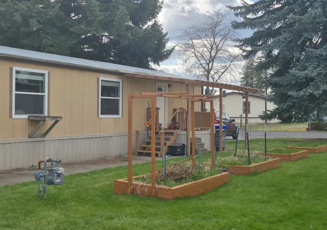 Photo 2 of Manufactured home for sale at 3925 E Farwell Rd, Mead, WA 99021 | MLS# 202615818 | Listing updated on 2026-10-07